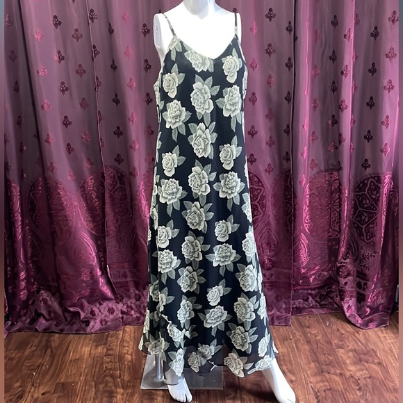 Vintage Deadstock Black Floral Spaghetti Strap Maxi Dress Size Large - Picture 1 of 7